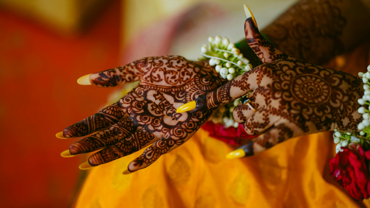 Mehndi Shayari in Hindi